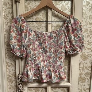 Peach love CA floral cropped smock top